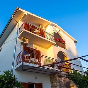 Apartman Veca, Starigrad-Paklenica