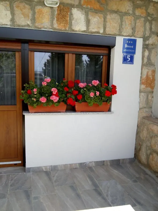 Apartment Plitvice Starigrad Paklenica